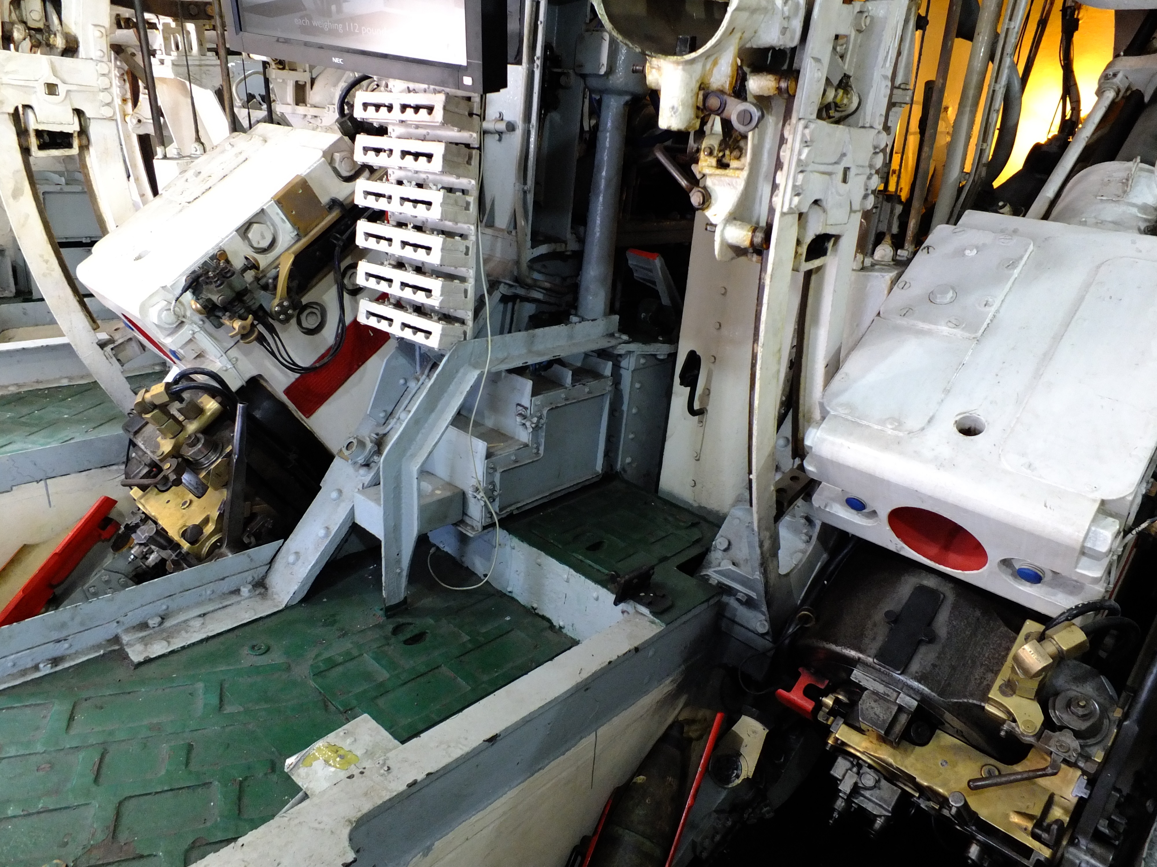 hms_belfast_3.jpg